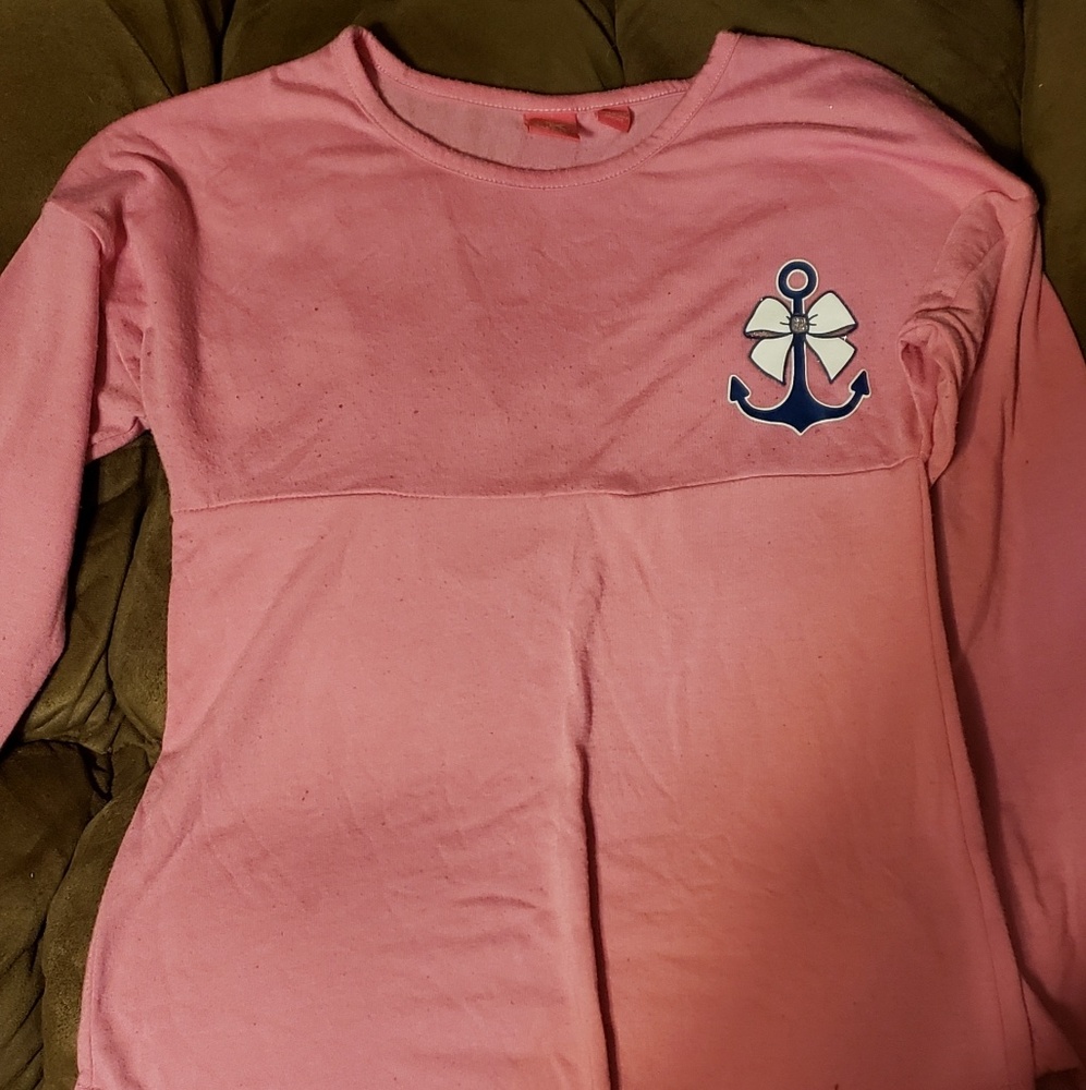 Shirts - Picture 5 of 8